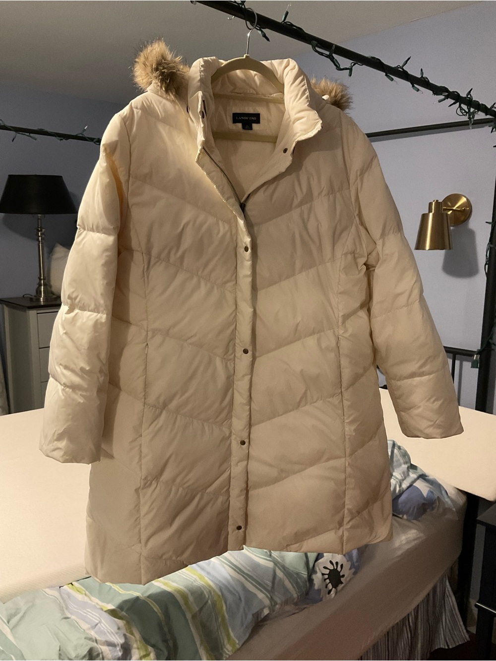 Lands' End Cream Quilted Down Puffer Coat with Faux Fur Hood XL 18-20